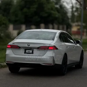 BMW 530i 2025 White