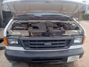 Ford E250 2006 White