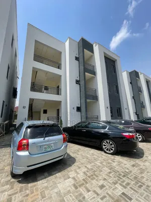 3bdrm Block of Flats in Katampe Main for rent