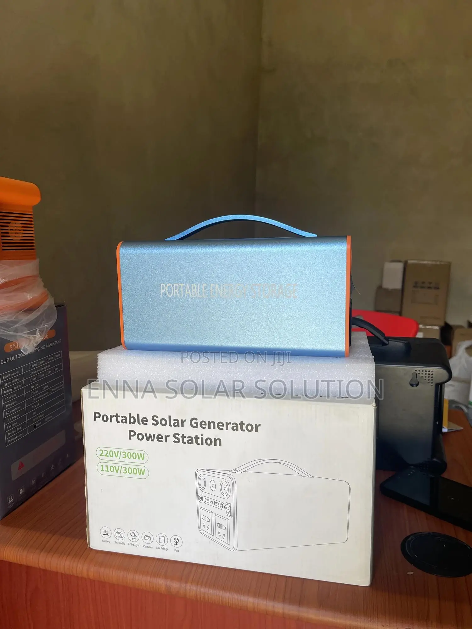300w Portable Energy Storage System ( Solar Generator )
