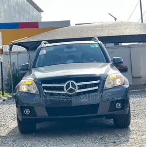 Mercedes-Benz GLK-Class 2010 Gray