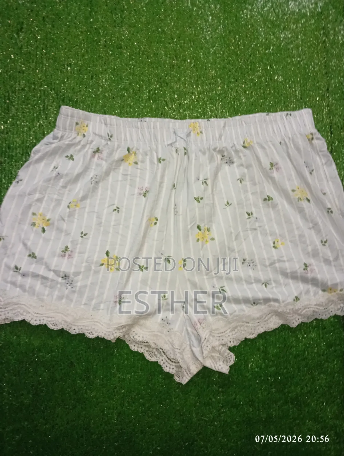 Brallete Booty Shorts