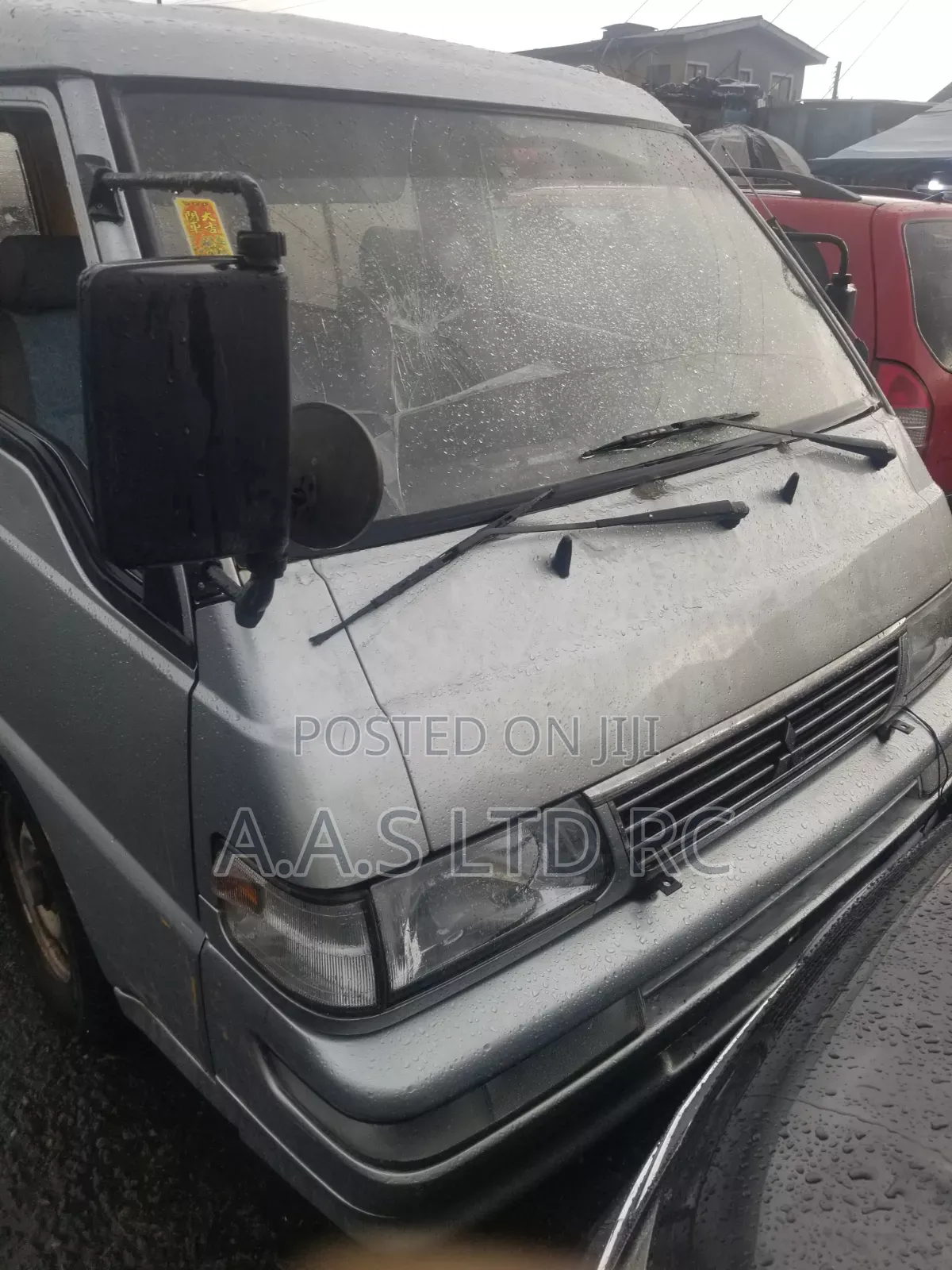 Mitsubishi Delica 2009 Silver