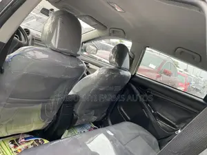 Toyota Matrix Hatchback FWD (1.8L 4cyl 5M) 2010 Gray