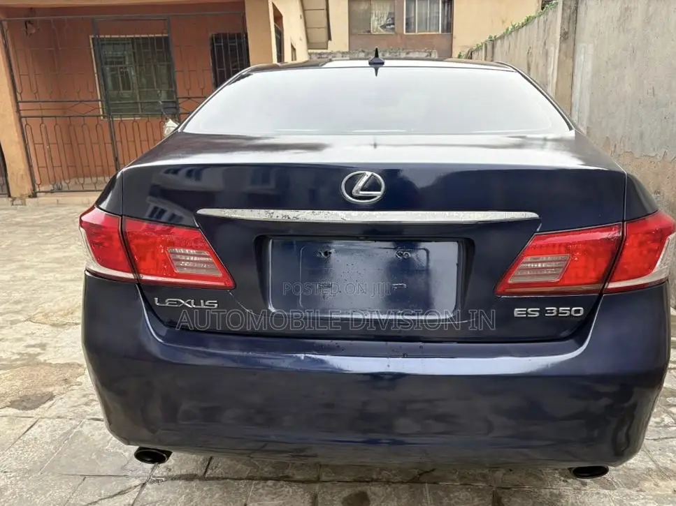 Lexus ES 350 2010 Blue