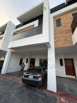 4bdrm Duplex in Ologolo for sale