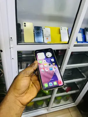 Apple iPhone 11 128 GB Yellow