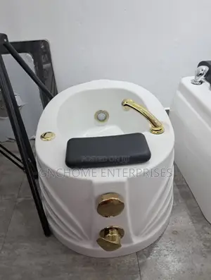 Pedicure Basin Gold