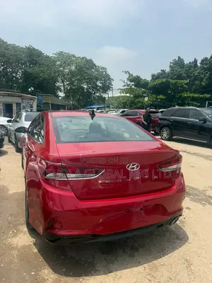Hyundai Sonata 2018 Red