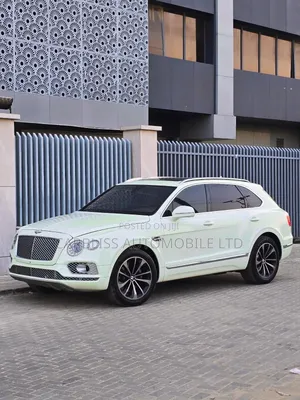 Bentley Bentayga V8 AWD 2019 White