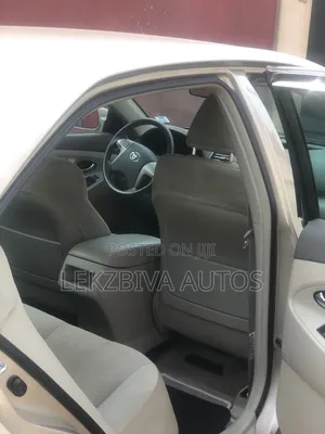 Toyota Camry 2.4 LE 2008 Gold