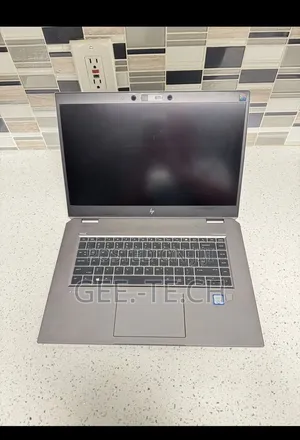 Laptop HP ZBook Studio G5 16GB Intel Core i7 SSD 256GB