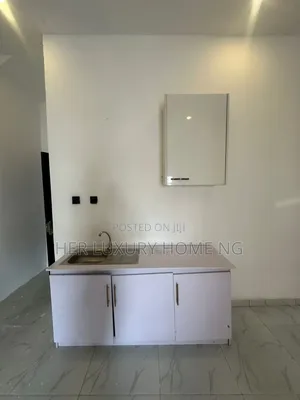 Studio Apartment in Ikota Gra for rent