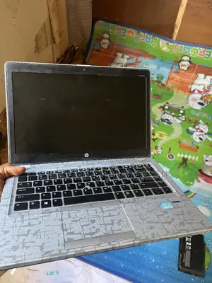 Laptop HP EliteBook Folio 9480M 8GB Intel Core i7 HDD+SSD 256GB