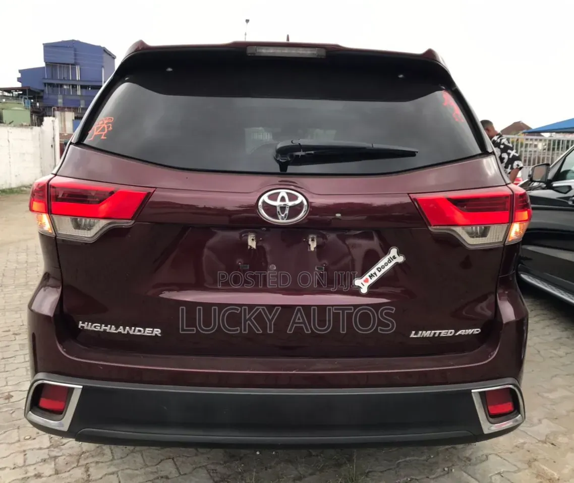 Toyota Highlander 2019 Red