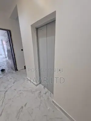 2bdrm Apartment in Lekki Phase 1 for sale