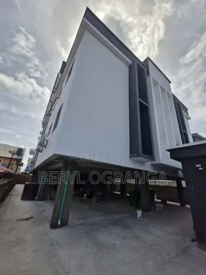 2bdrm Apartment in Lekki Phase 1 for sale