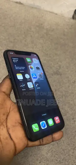 Apple iPhone XR 64 GB Black