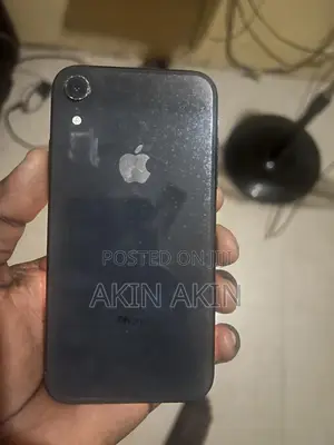 Apple iPhone XR 64 GB Black