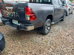 Toyota Hilux Revo Smart Cab Petrol 2.7 RWD 2020 Gray