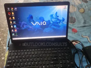 Laptop Sony 4GB Intel Core i3 HDD 500GB