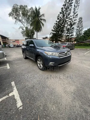 Toyota Highlander Limited 2012 Blue