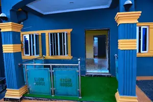 2bdrm Bungalow in Ologuneru for sale