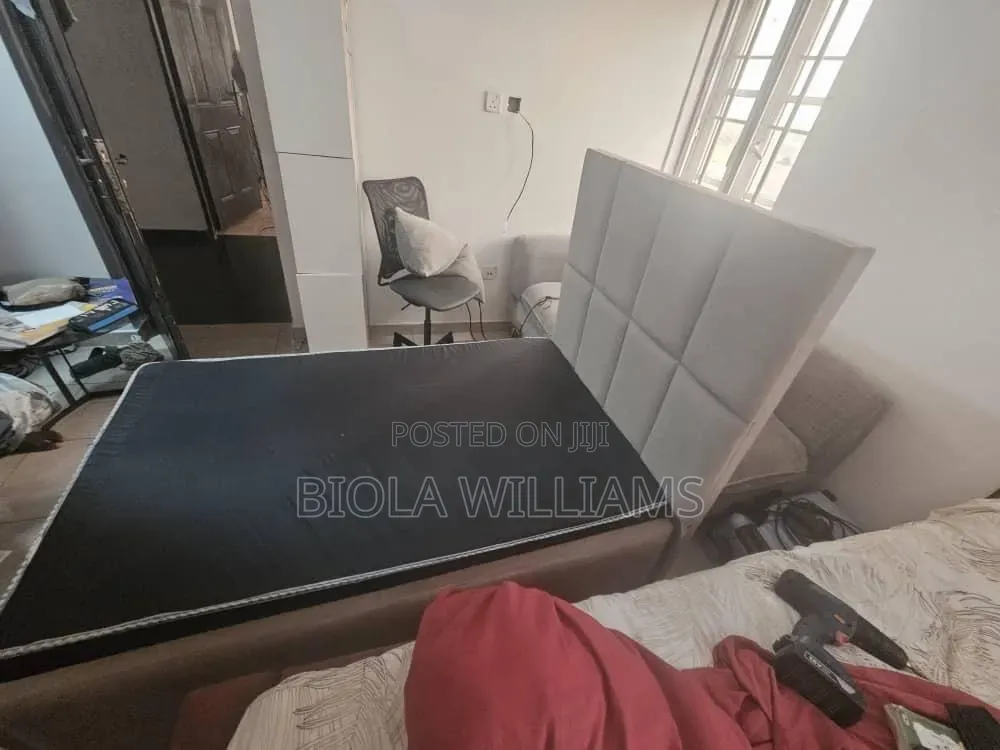 Bedframe and Matress