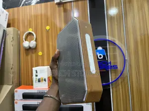 Can Solo M Portable Bluetooth Speaker