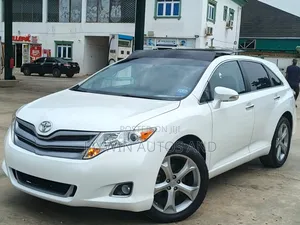 Toyota Venza XLE AWD V6 2013 White