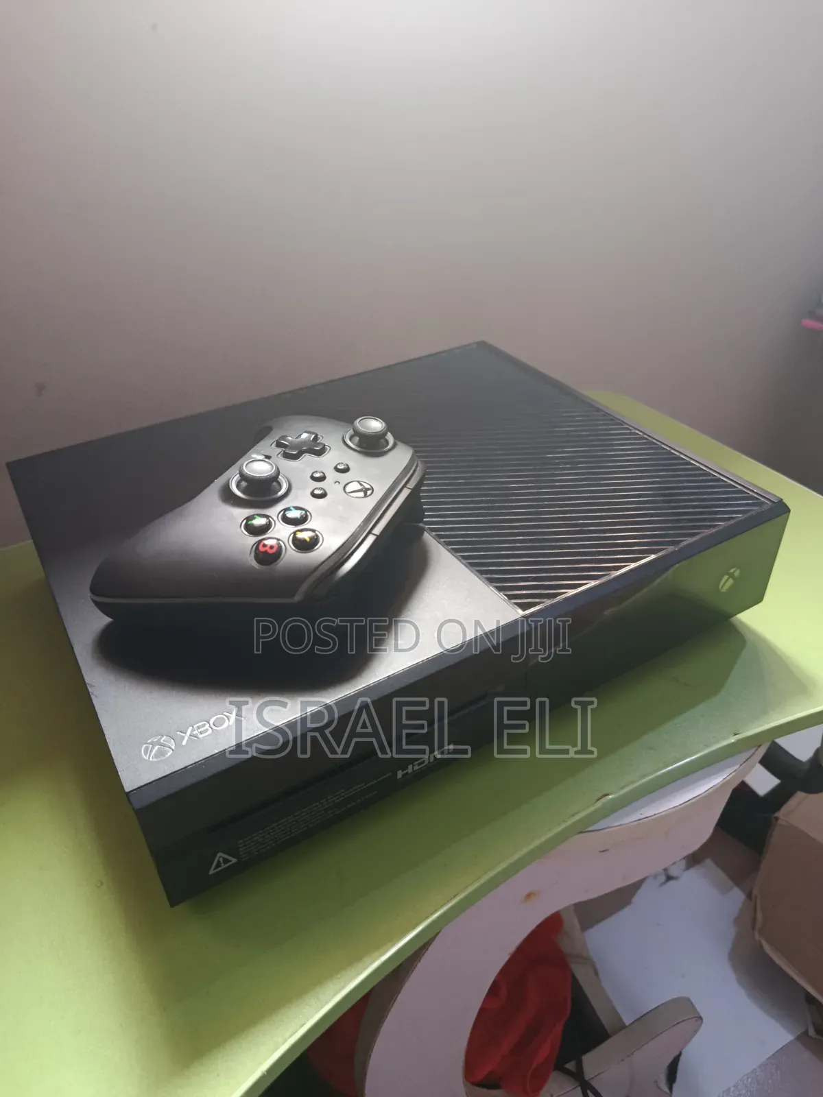 Xbox One Uk Used With One Wired Controller and Power Supply
