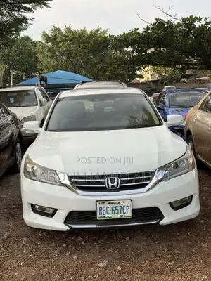 Honda Accord EX-L V-6 4dr Sedan FWD (3.5L 6cyl 6A) 2013 White