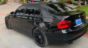BMW 3 Series 325i RWD 2008 Black