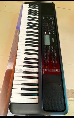 Yamaha PSR-E383 Portable Electronic Keyboard