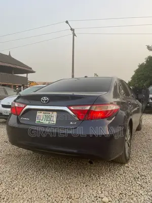 Toyota Camry L 4dr Sedan (2.5L 4cyl 6A) 2014 Blue