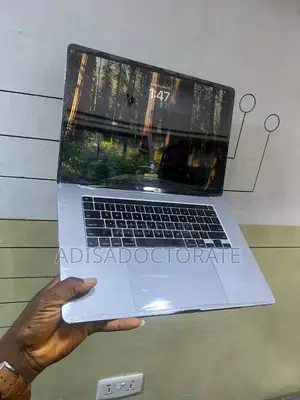 Laptop Apple MacBook Pro 2019 16GB Intel Core i9 SSD 1T
