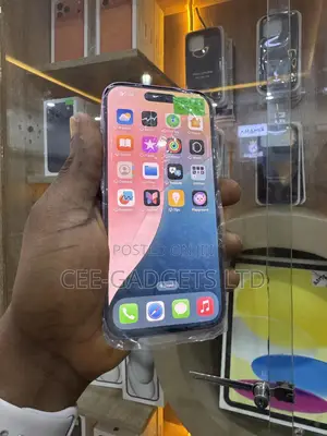 Apple iPhone 16 128 GB Pink