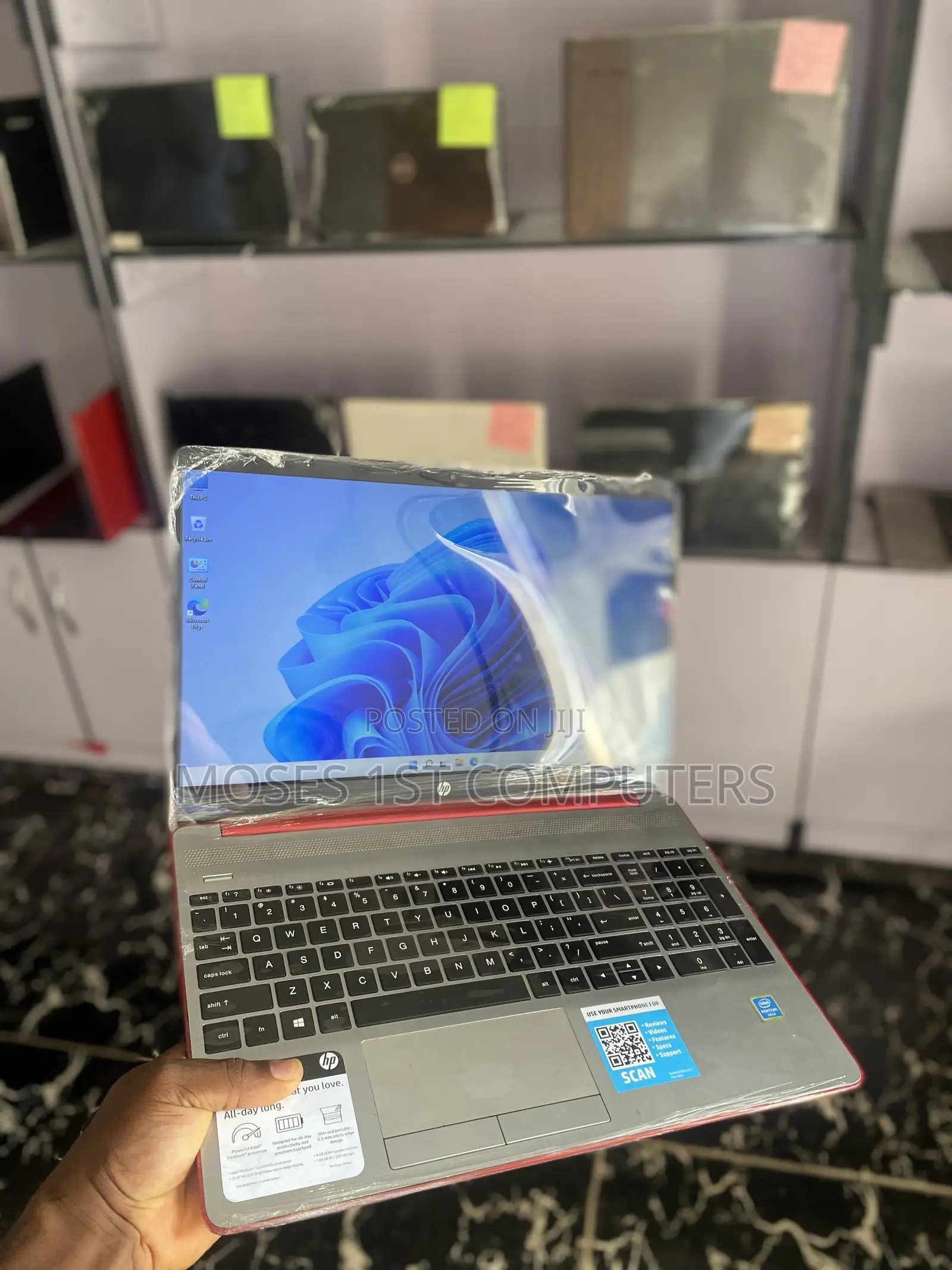 New Laptop HP 4GB SSD 128GB