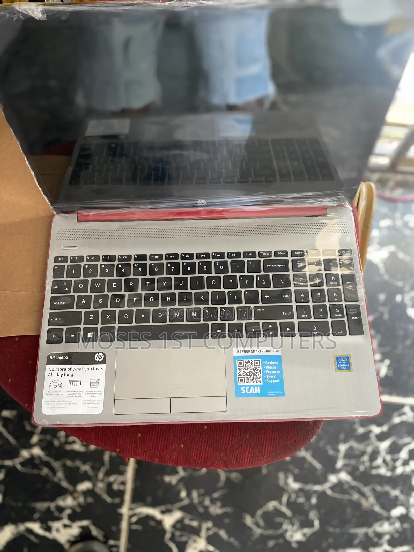 New Laptop HP 4GB SSD 128GB