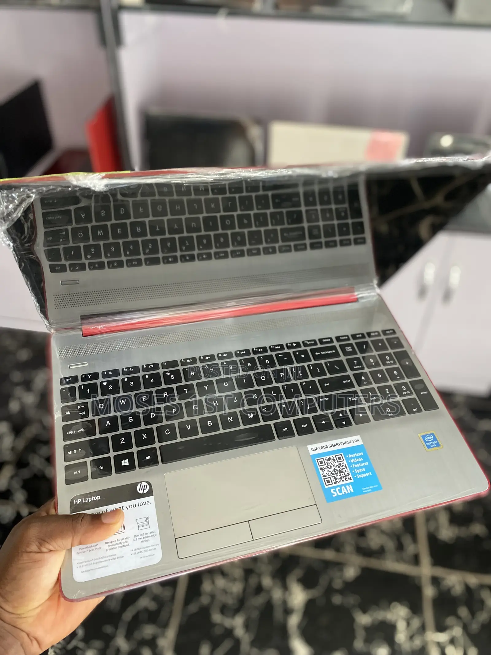 New Laptop HP 4GB SSD 128GB