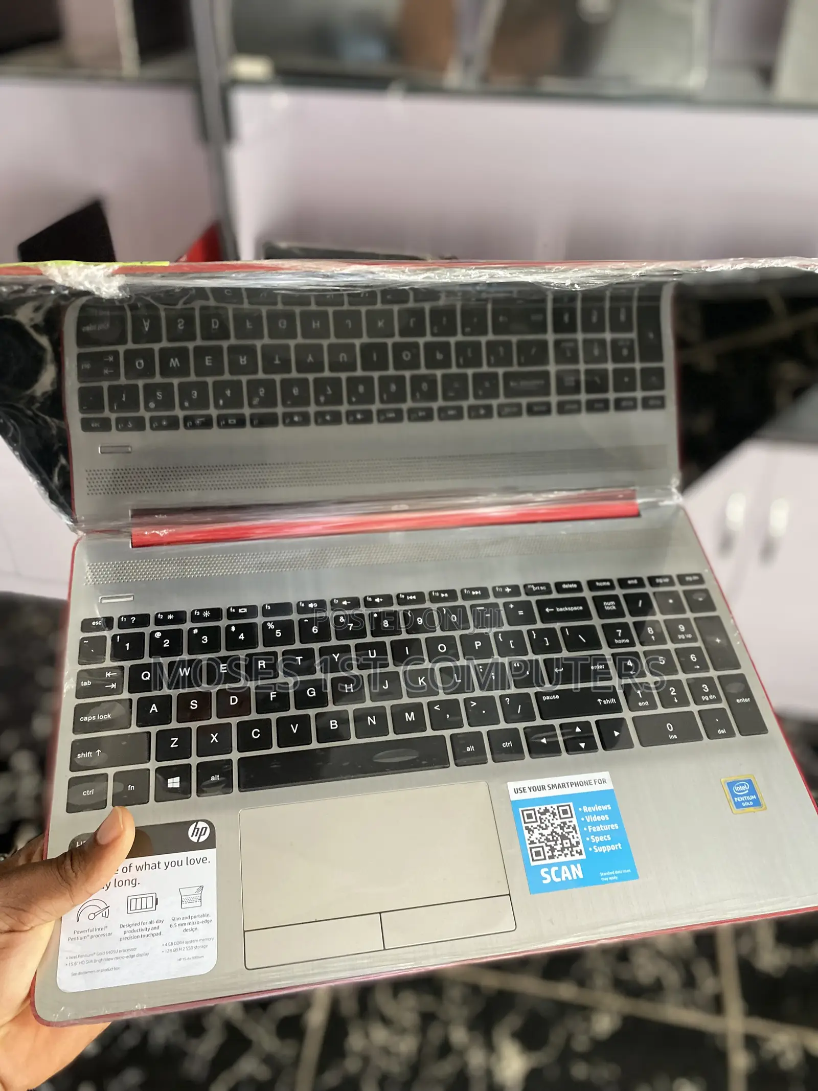 New Laptop HP 4GB SSD 128GB