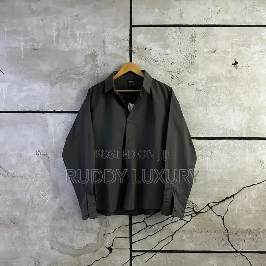 Plain Shirt Classics