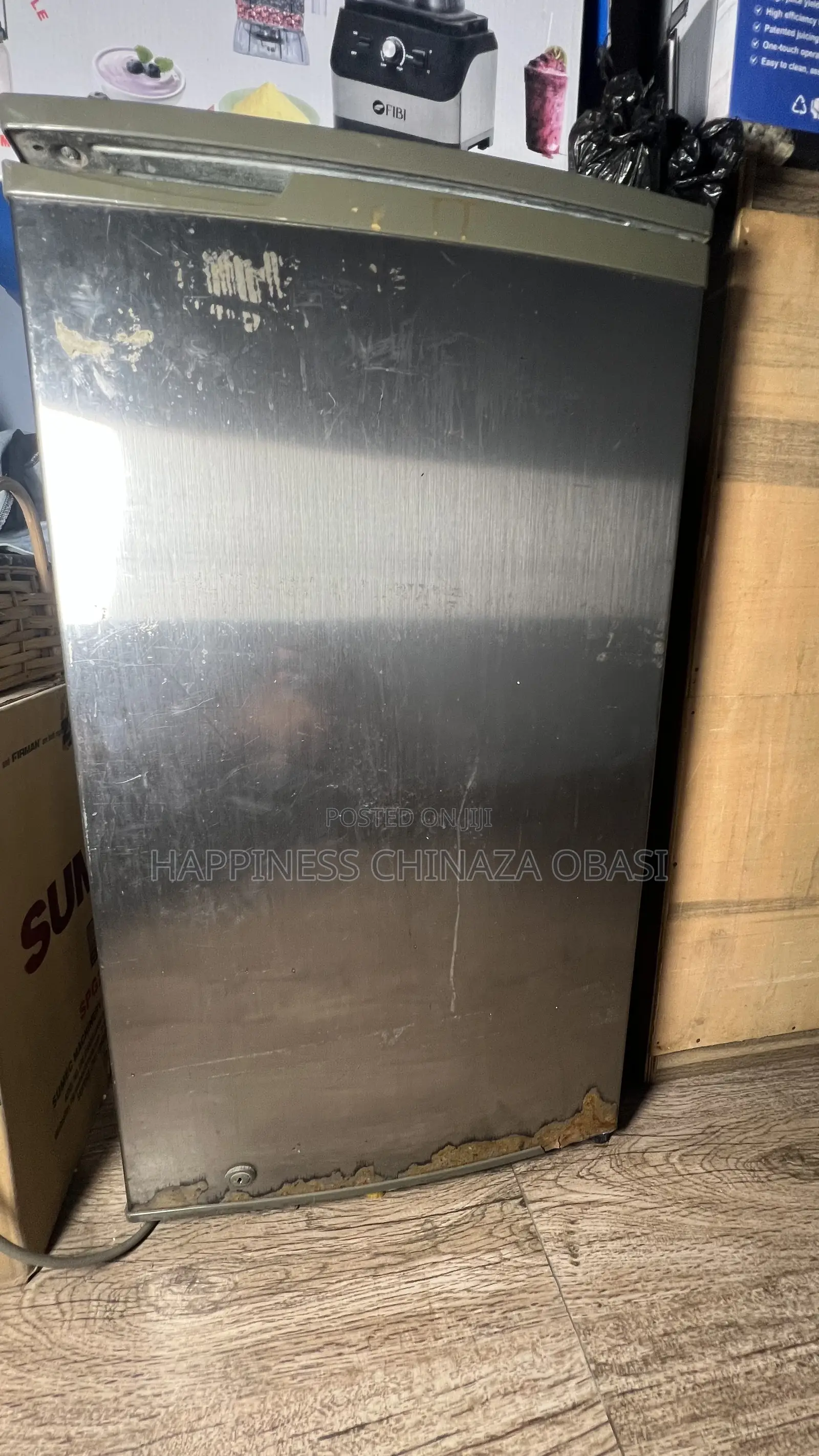 Refrigerator