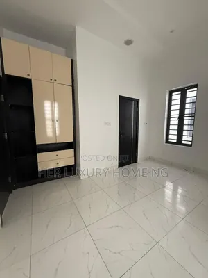1bdrm Shared Apartment in Royal Pine, Lekki Expressway for rent