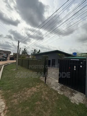 4bdrm Bungalow in Magodo Phase 1 for sale