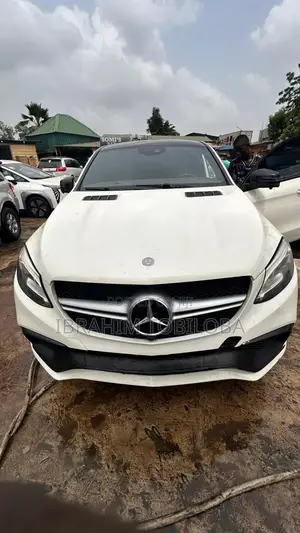 Mercedes-Benz GLE-Class 2016 White