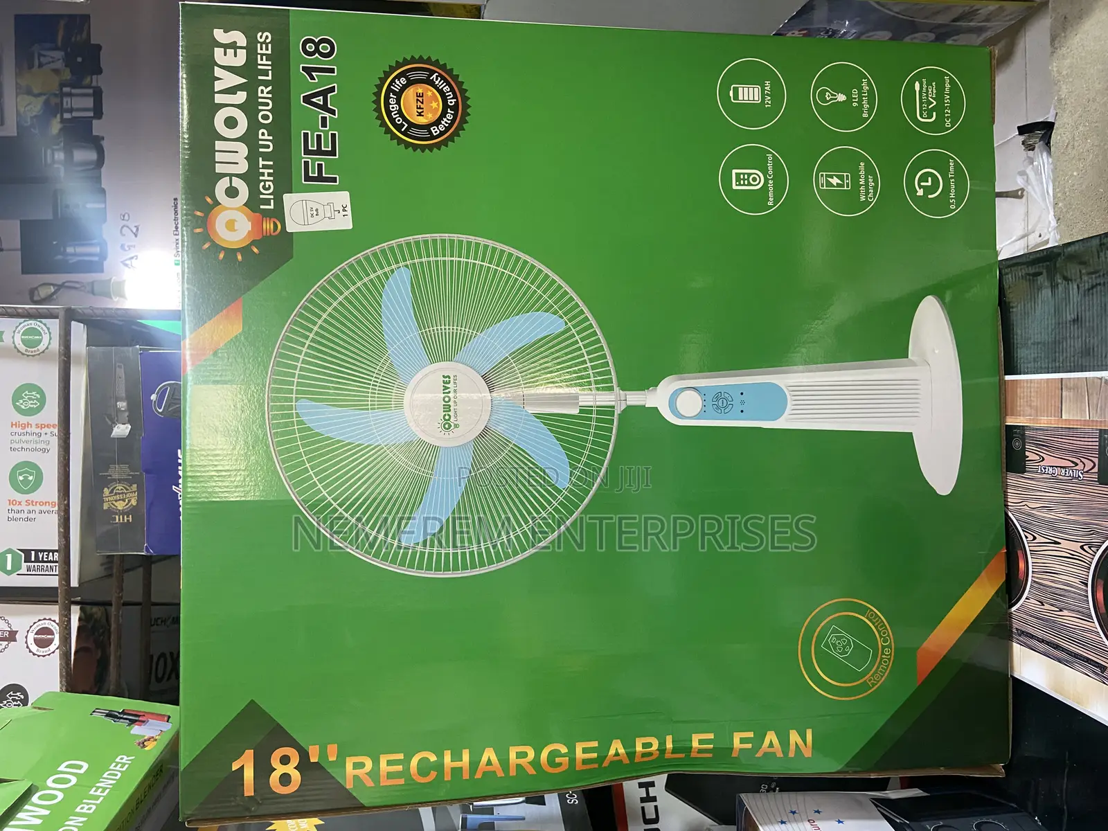 Qcwolves 18" Rechargeable Standing Fan (Fe-A18) – Powerful Versatile