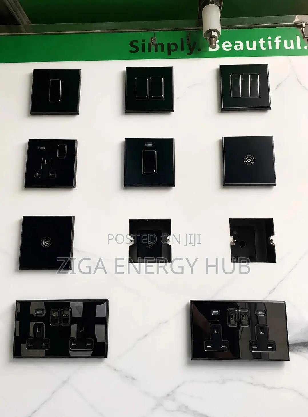 Schneider Socket/Switches Black