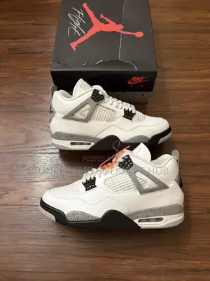 Air Jordan 4