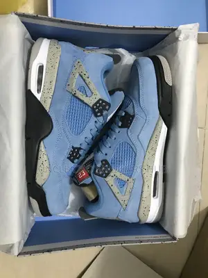 Air Jordan 4